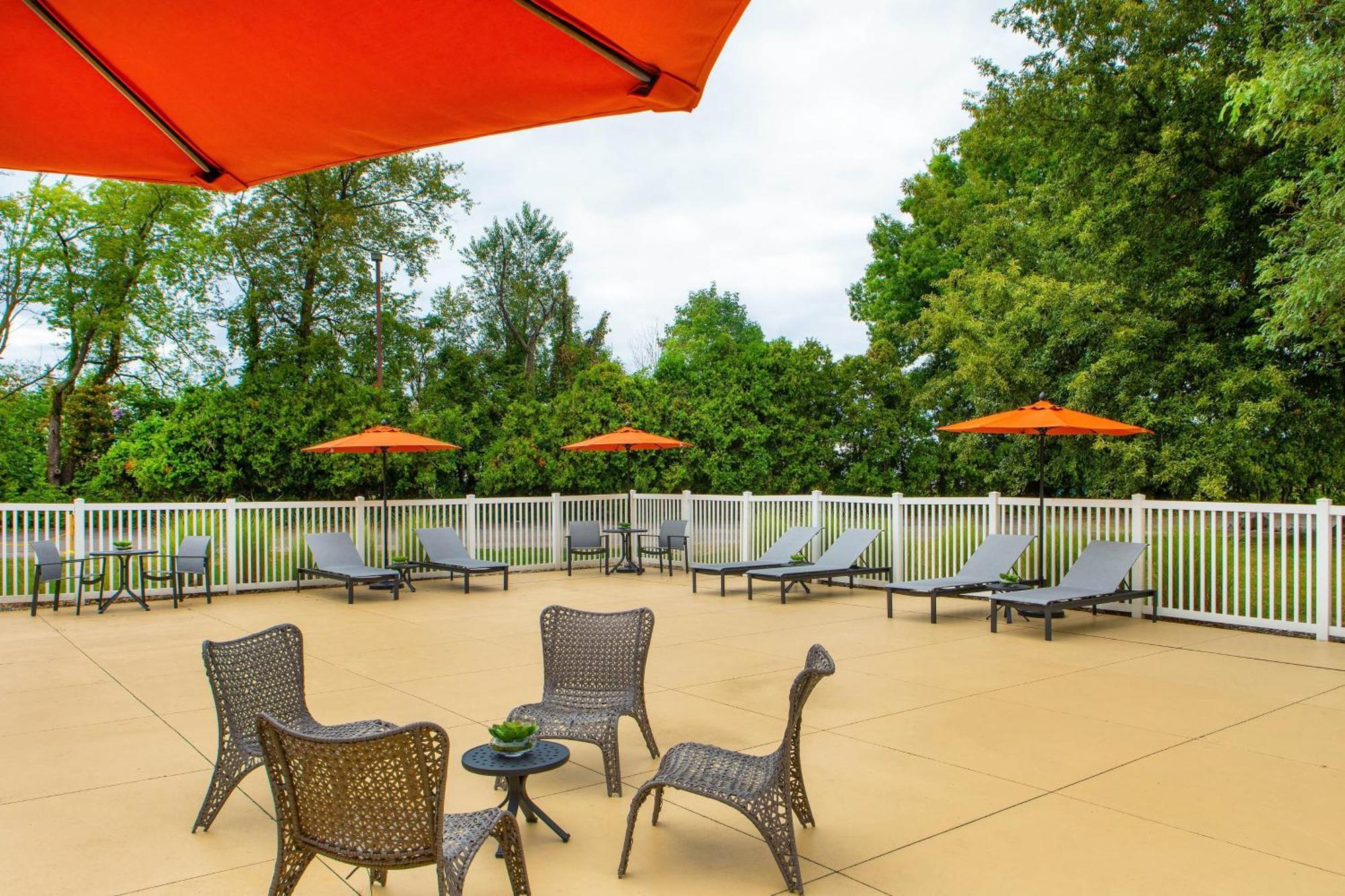 Four Points By Sheraton Kalamazoo Exterior foto